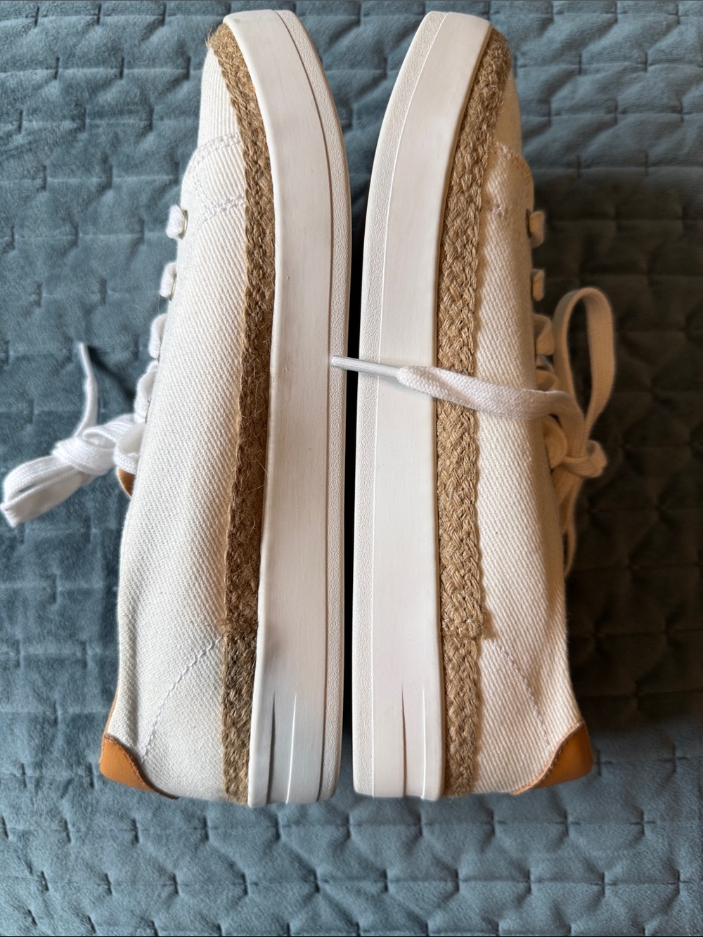 Reef White Canvas Espadrille-Style Lace Sneakers with Tan Heel - Picture 2 of 4